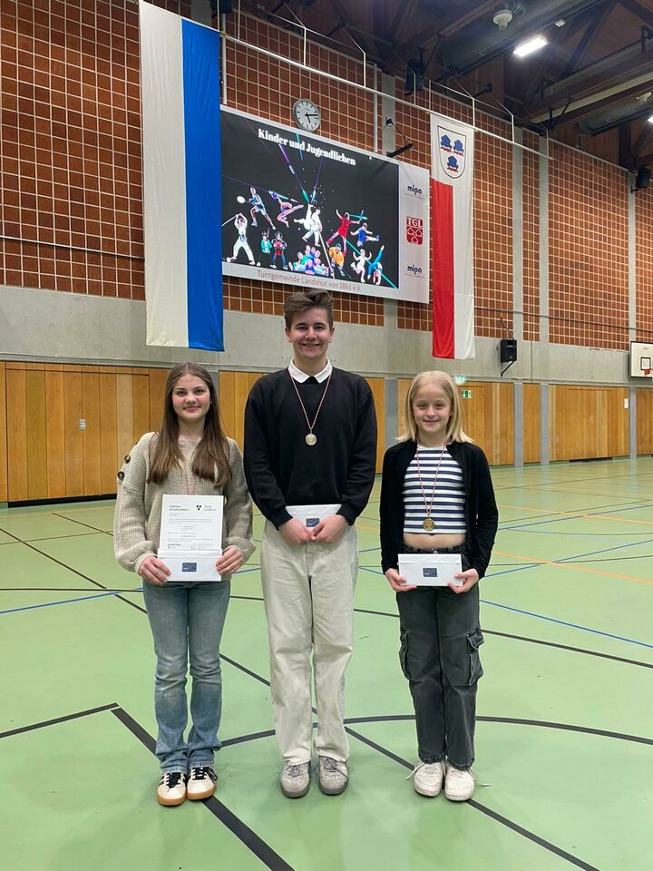 Neujahresempfang   09 Ehrenamtspreistragerinnen 2 Quelle SJR   bearbeitet